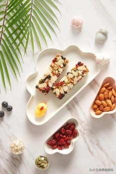 34岁叶一茜素颜照,叶一茜首次谈到做妈妈