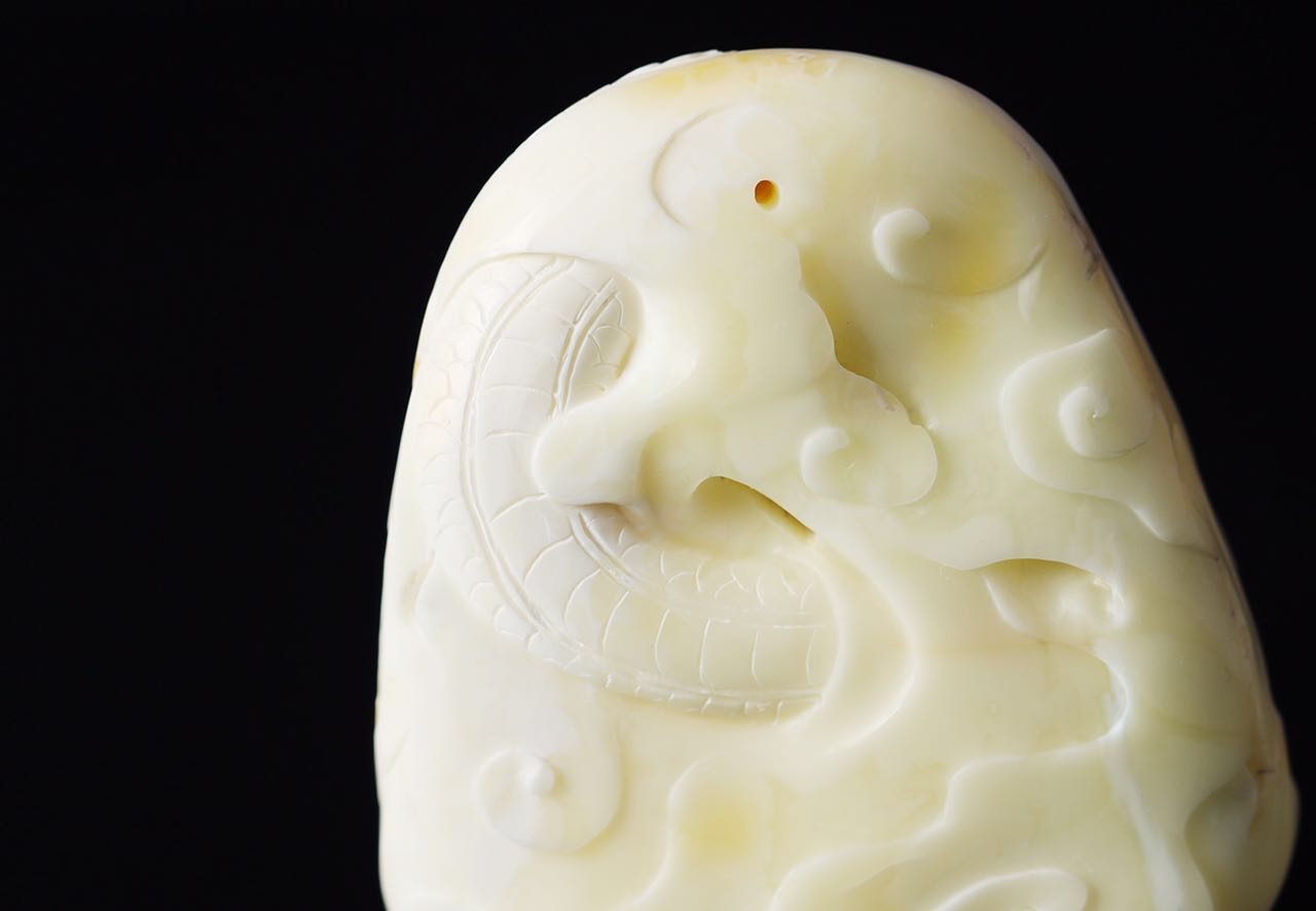 真假琥珀蜜蜡的鉴别,蜜蜡手串的种类及鉴别