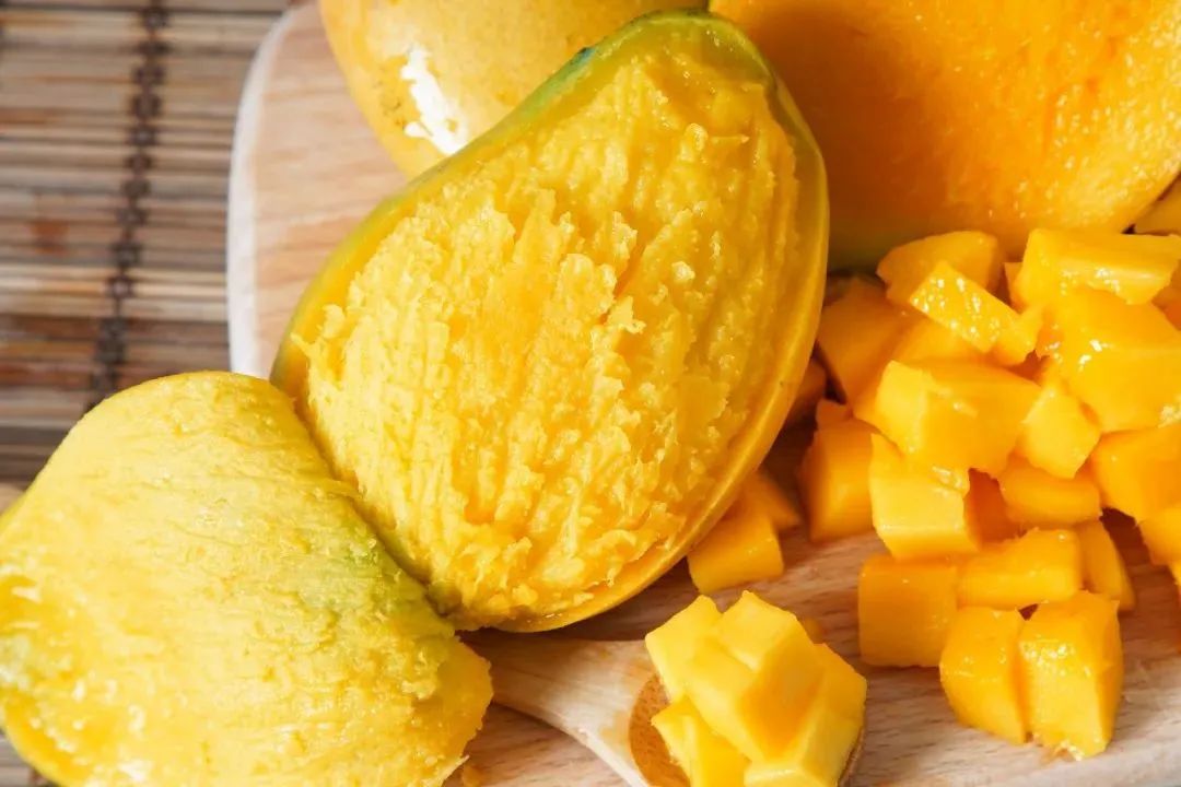 这个夏天的芒果冰沙，我们自己动手