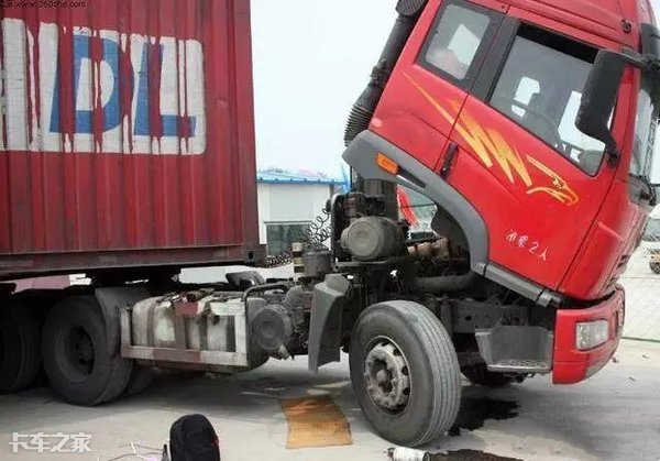 这几年卡车司机真的能挣到钱吗,不同年代的卡车司机待遇