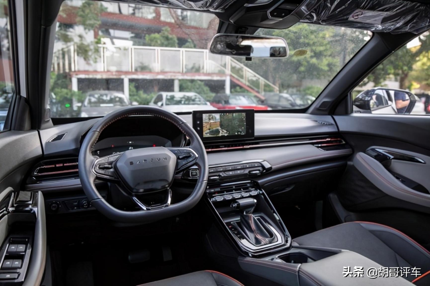 性能/科技/舒适比拼，中国品牌对标合资品牌，谁是8万级最优选