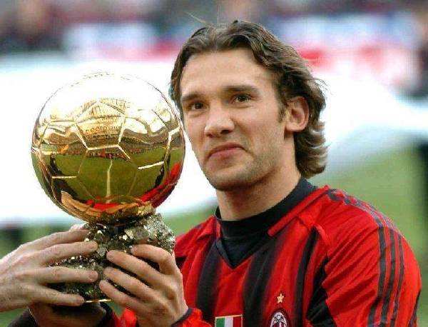 外星人罗纳尔多最佳11人,揭秘外星人罗纳尔多辉煌足球生涯