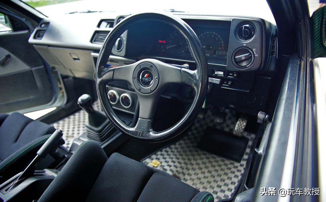 原厂就配了一台10000转神器，这些神车得了解下