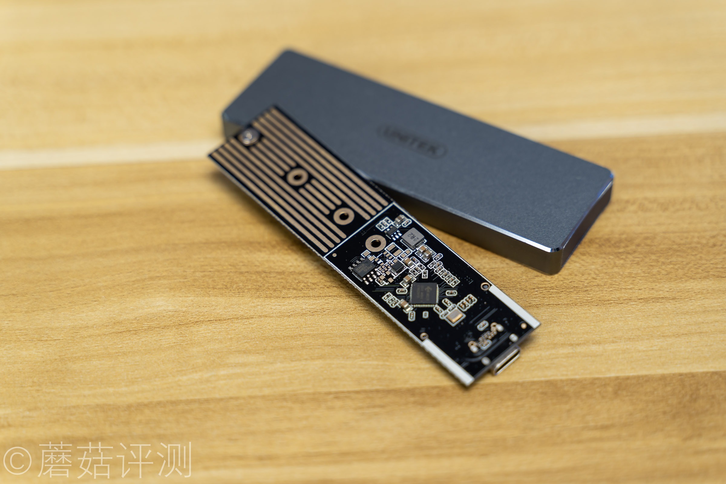 外观精致，安装便捷、优越者,UNITEKM.2硬盘盒C口SATA协议评测