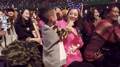 陈小春山鸡哥发飙完整版,山鸡哥陈小春的成名史