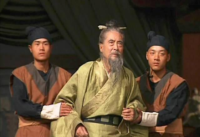 《三国演义》中“三让徐州”的陶谦真的是一个老好人吗？