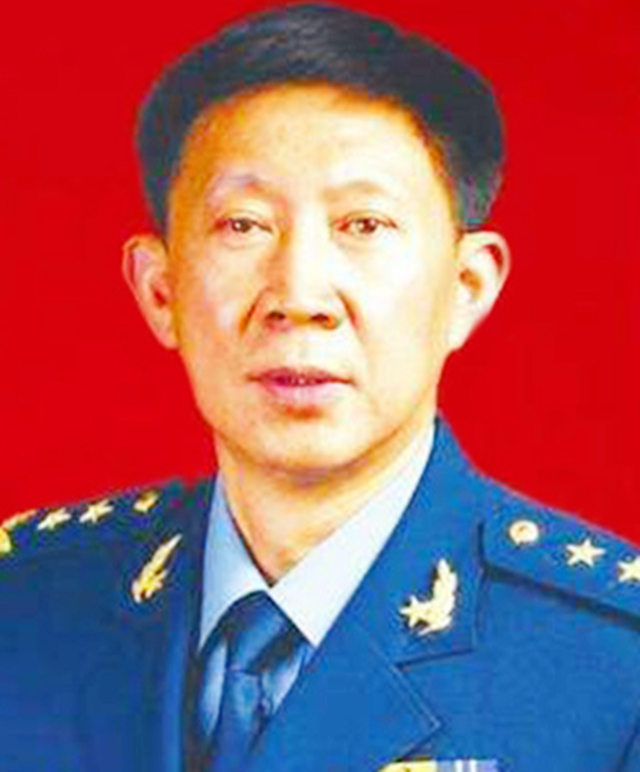 杨东明明朝,杨东明军人
