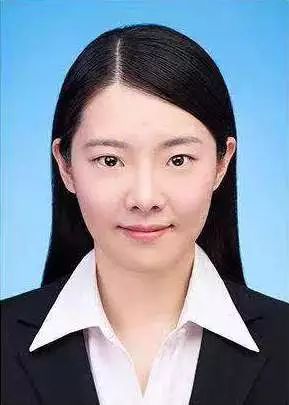 PCCM疑难病例讨论：年轻女性双肺弥漫分布「怪异的」气囊和结节…