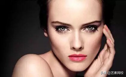 正确的淡妆化妆步骤怎样化淡妆,化简单淡妆化妆的正确步骤