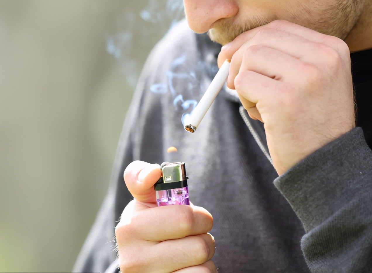 戒烟之后身体出现的症状,戒烟会得那么多疾病为什么还要戒
