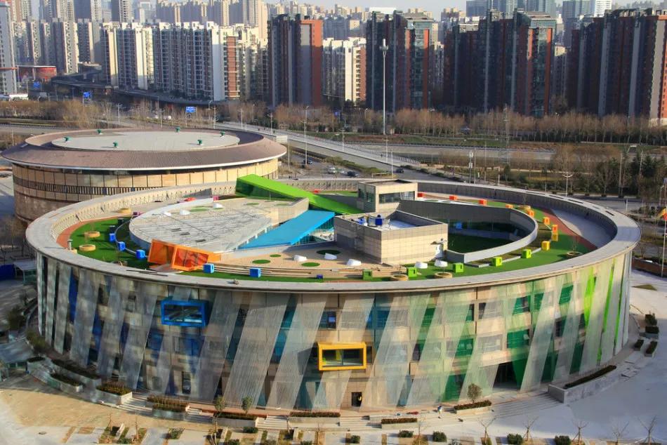 郑州从幼儿园到高中的学校,幼儿园到高中学费大概多少钱