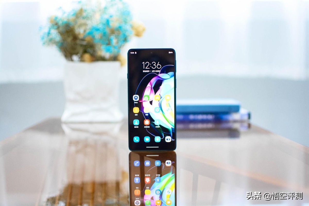 摩托罗拉edge轻奢版高通,摩托罗拉edges5g版屏幕