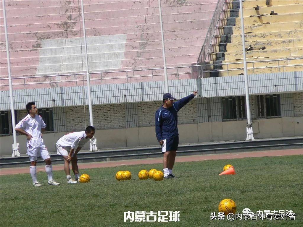 张琳芃联赛冠军,张琳芃广州队夺冠