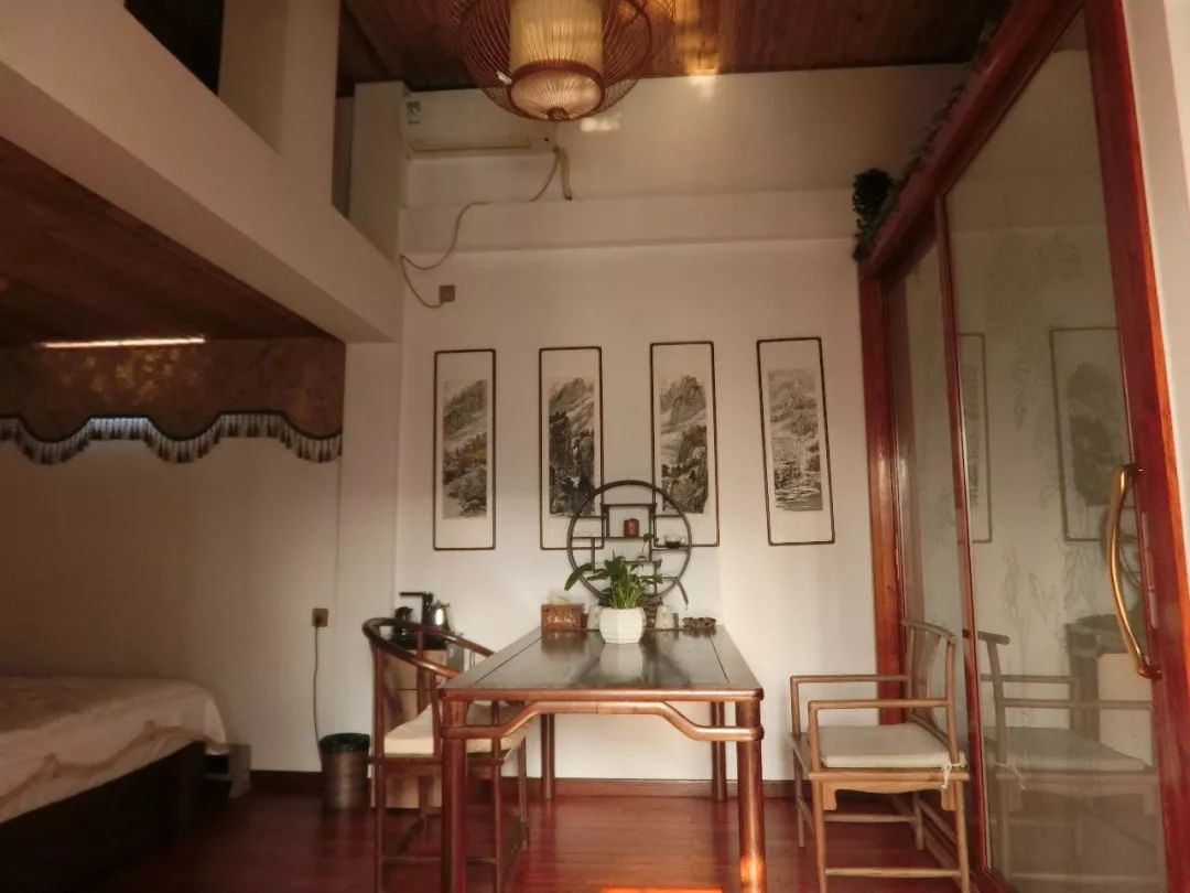 隐巷晚livehouse北京,隐巷民宿大床房