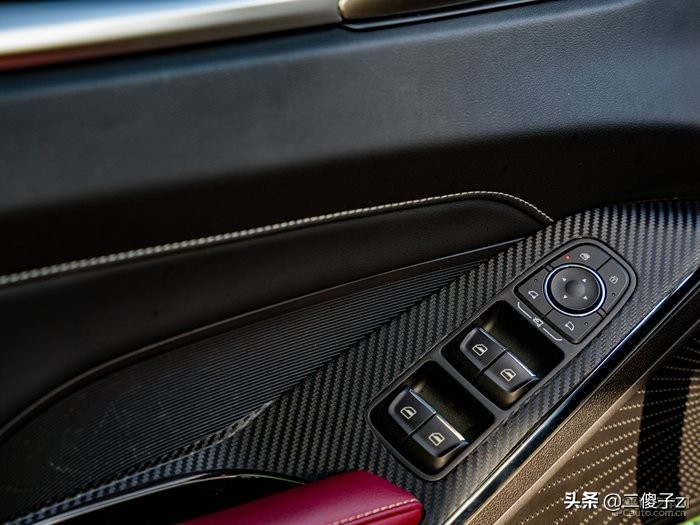 国民神车哈弗h6实用性,大众选车