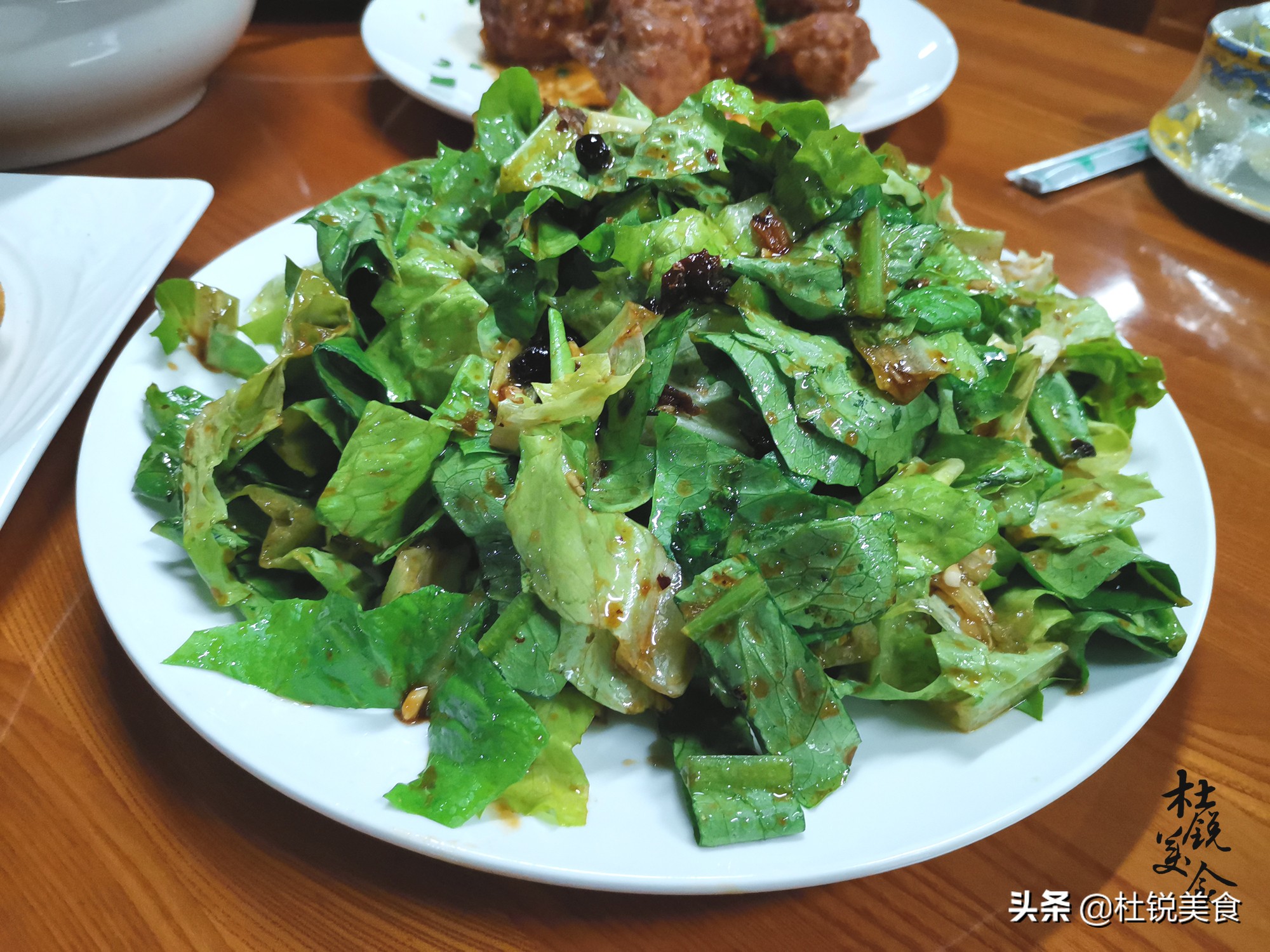 朋友家聚餐23个菜16个人吃味道好,朋友聚餐点几个菜合适