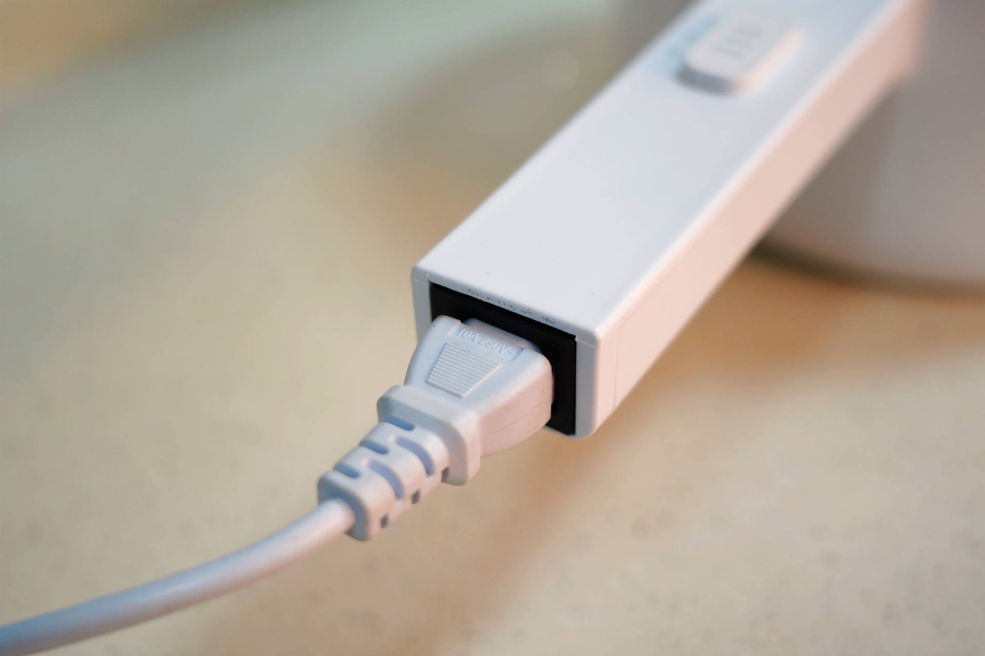 电煮锅推荐几款性价比高的,各品牌电煮锅测评推荐