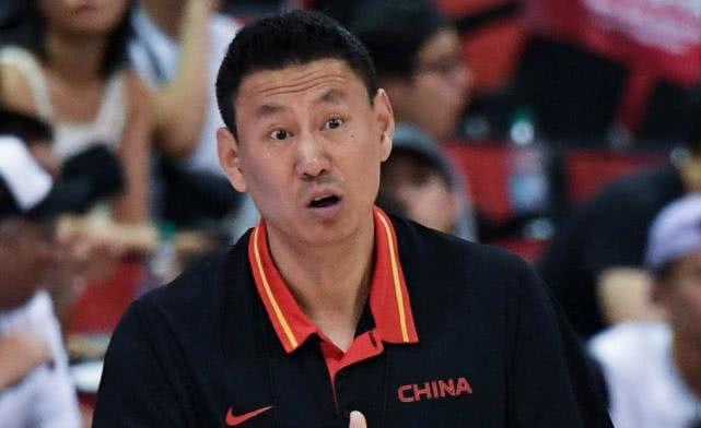 赵继伟助攻郭艾伦绝杀失败全明星,郭艾伦晃倒马尚