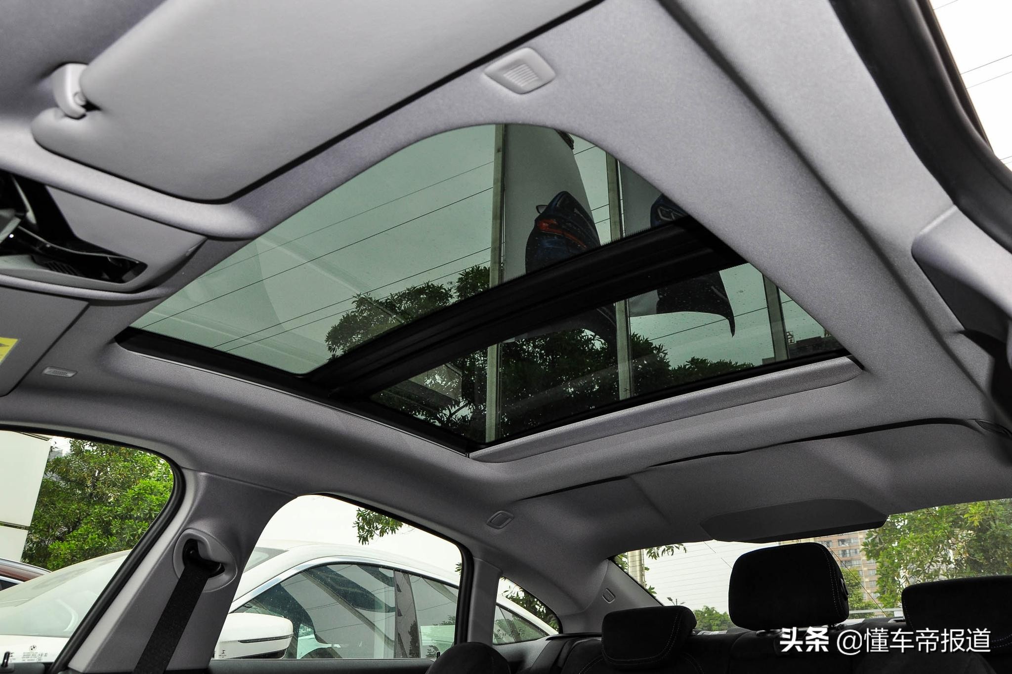 宝马2系四门轿跑试驾,新车宝马旅行版