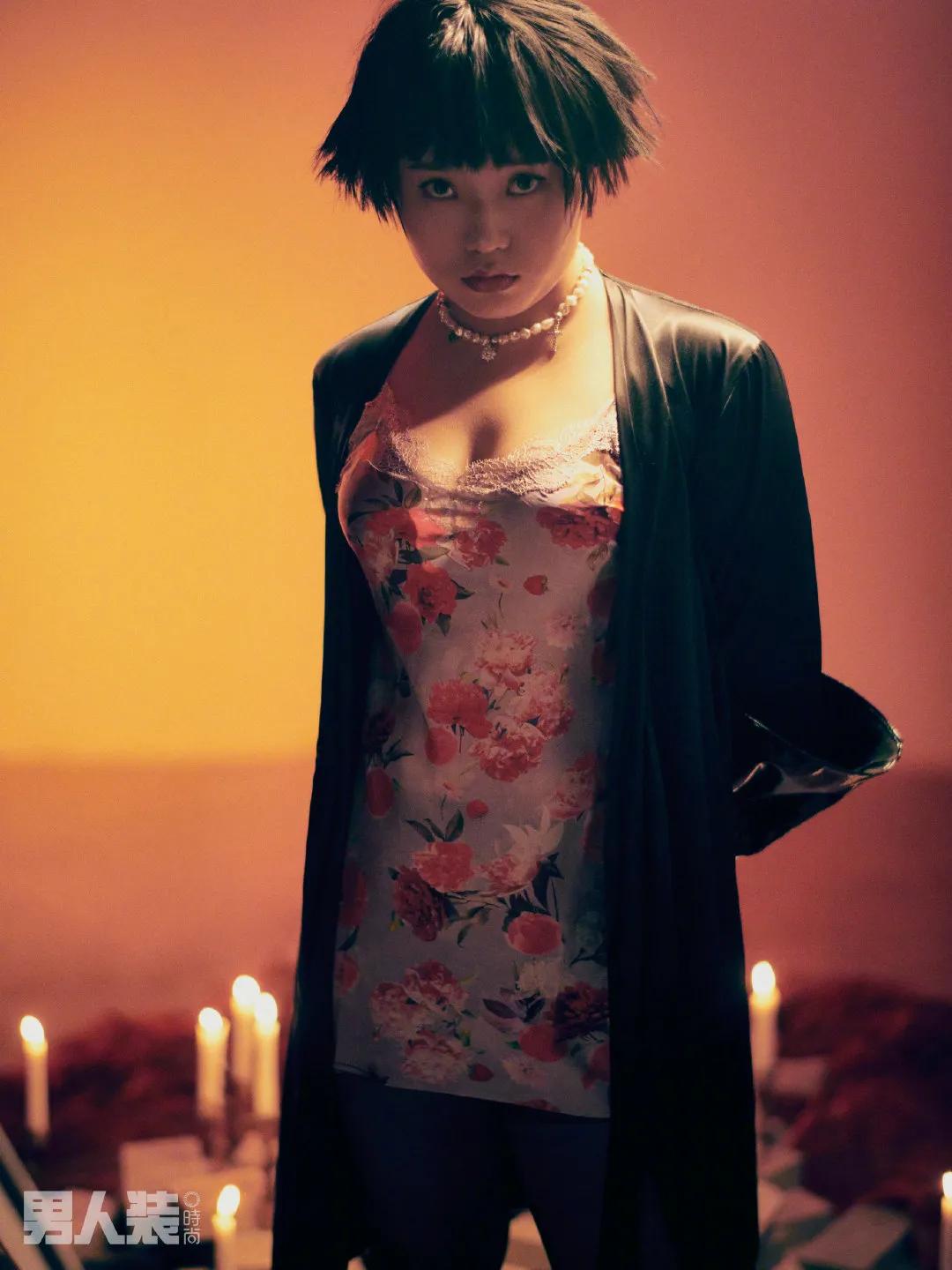 她最性感的地方，也不是大腿啊