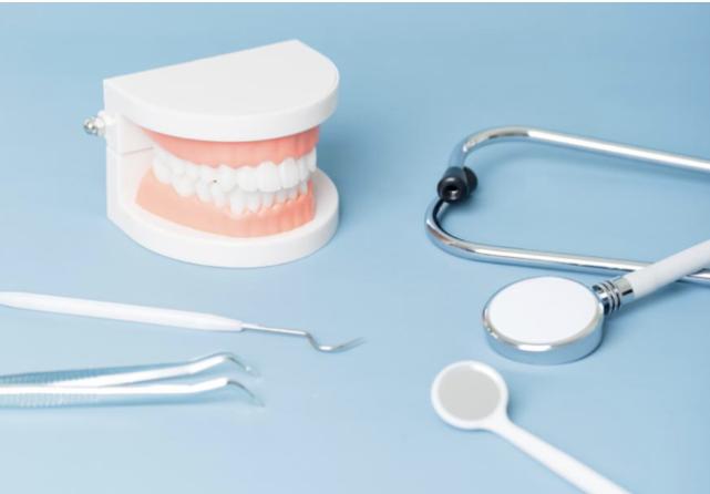 美白牙齿的漱口水有哪些,什么漱口水好用可以让牙齿变白