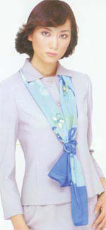 方形丝巾和丝巾扣,丝巾系法大全小方丝巾的打法