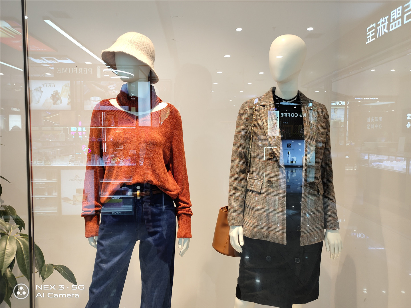 vivonex3黑色深度测评,顶级外观同行衬托简评vivonex3