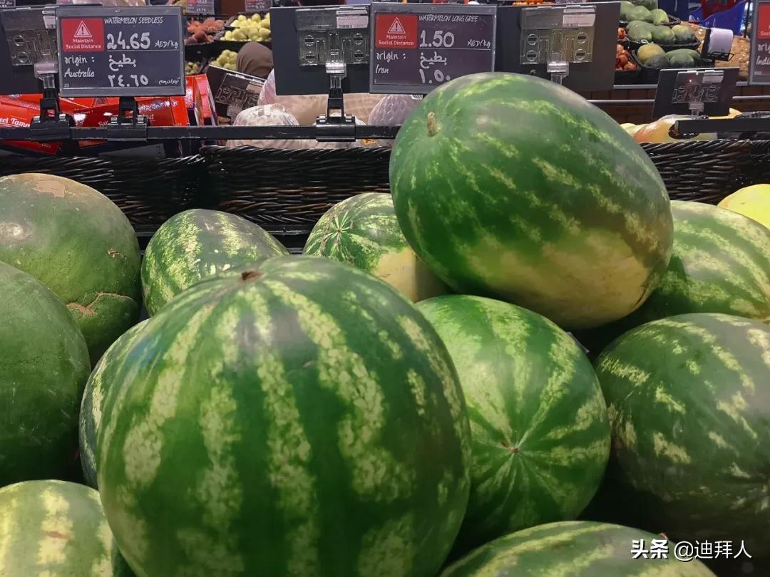 迪拜的物价多少钱一平方,迪拜顶级商场购物实拍