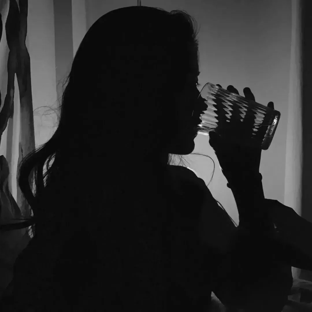 黑白灰微信头像,黑白灰头像含义