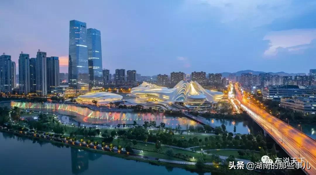 长沙梅溪湖新楼盘出售,长沙梅溪湖二期地铁楼盘