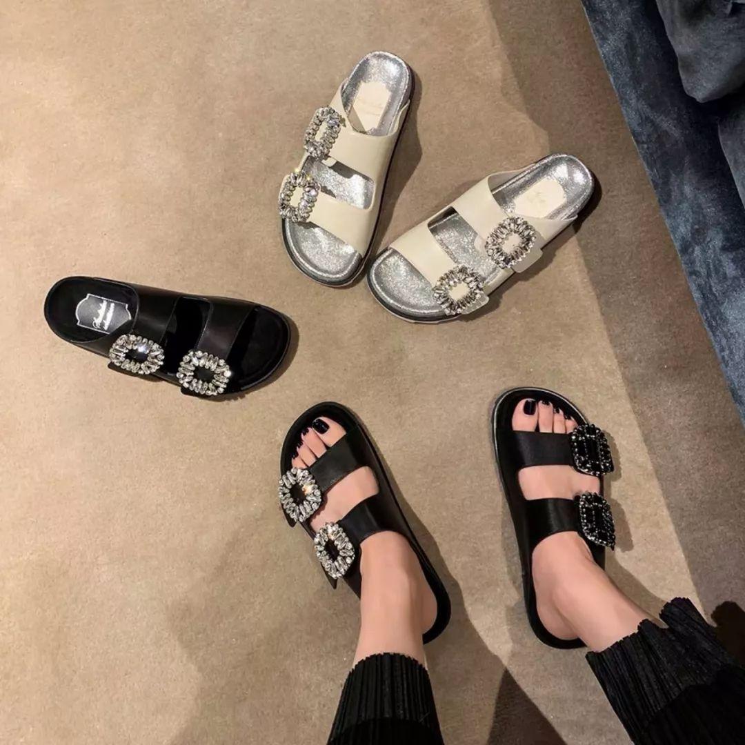 双11天猫女鞋销量排行榜,天猫618购买休闲鞋