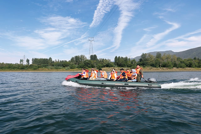 清远漂流和浙江漂流,浙江雅鲁漂流和虎啸峡漂流比较