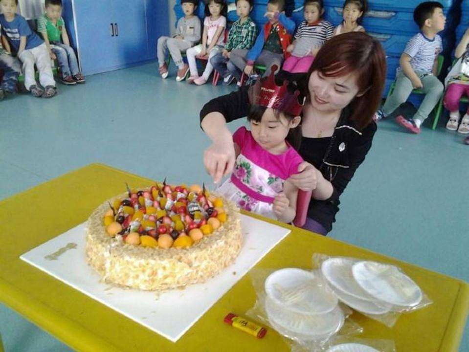 幼儿园过生日不带蛋糕可以吗,孩子生日要不要送蛋糕去幼儿园