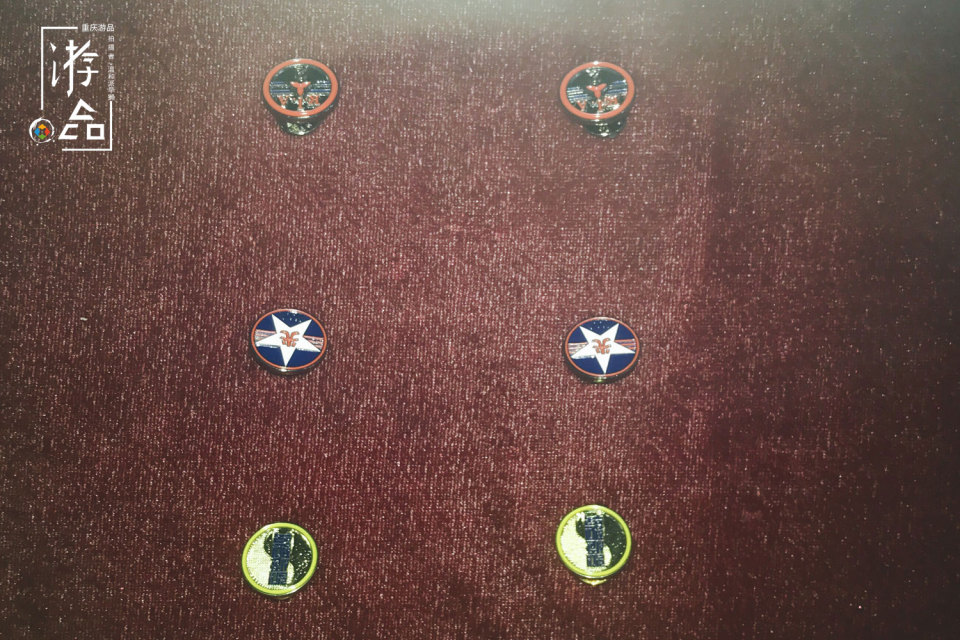 外国人看重庆8d魔幻城市光环广场,老外看七星岗莲花池