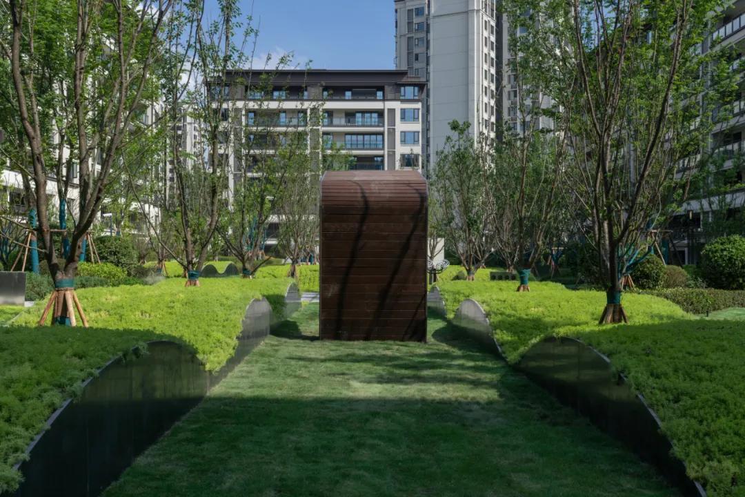 万科金开悦府,万科金开悦府高压线