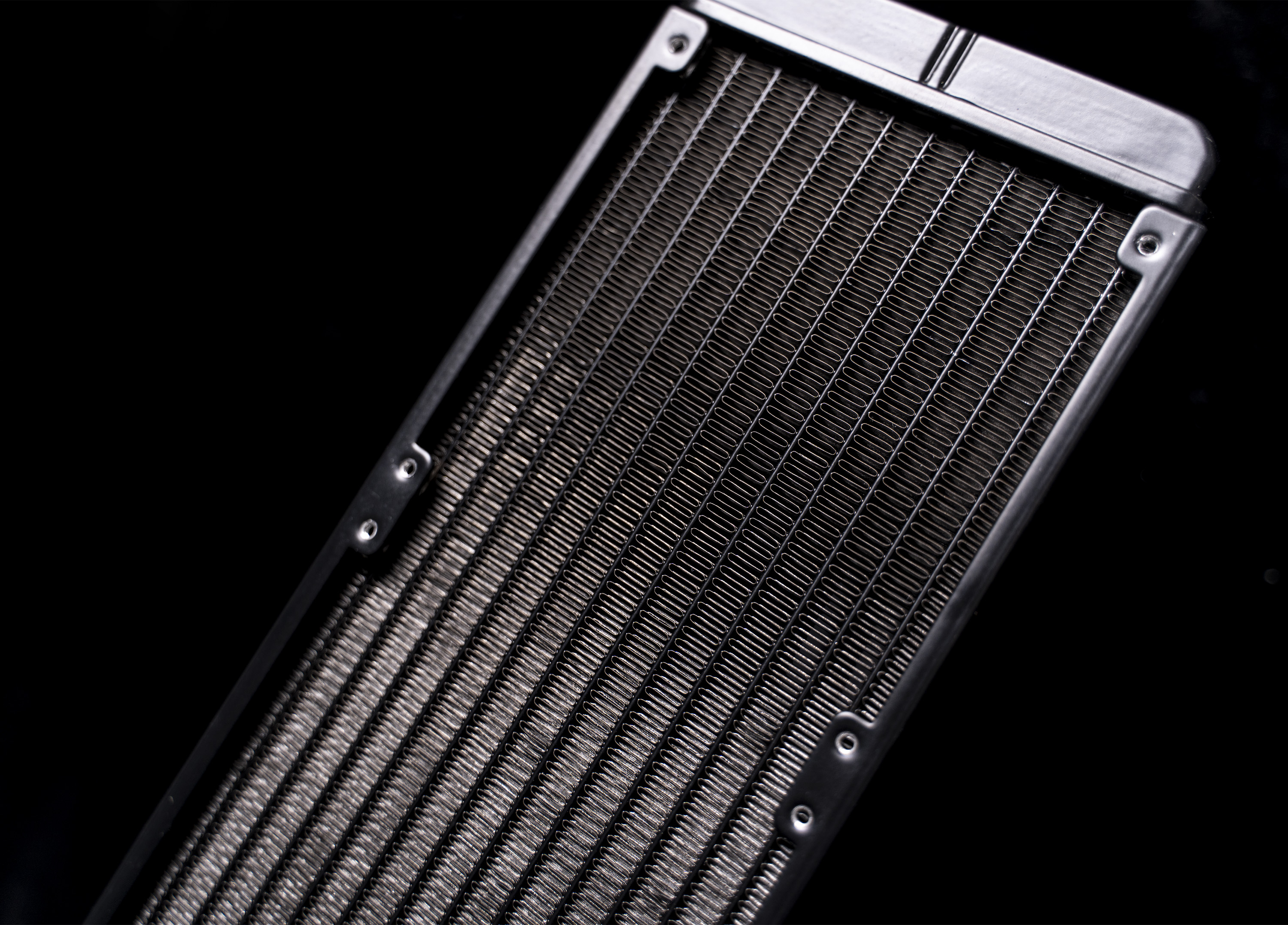 联力鬼斧机箱装机配件推荐,联力鬼斧机箱安装视频