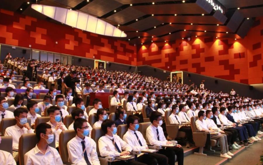 最有水平的中学校服,全国排名前十的校服