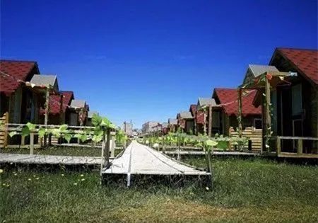 民宿365近期10家大热的极简民宿,西北风格民宿