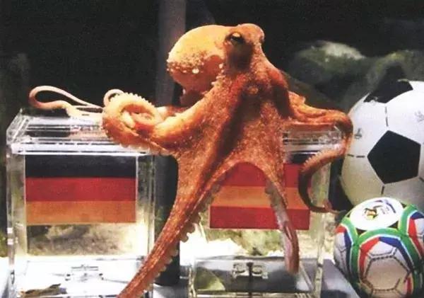 霍金的足球理论,霍金足球公式