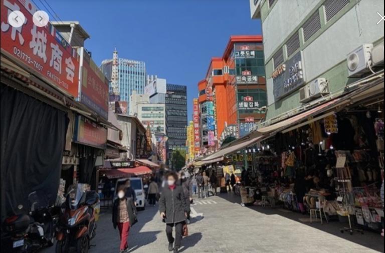首尔疫情下的商场,疫情当下实体店现状