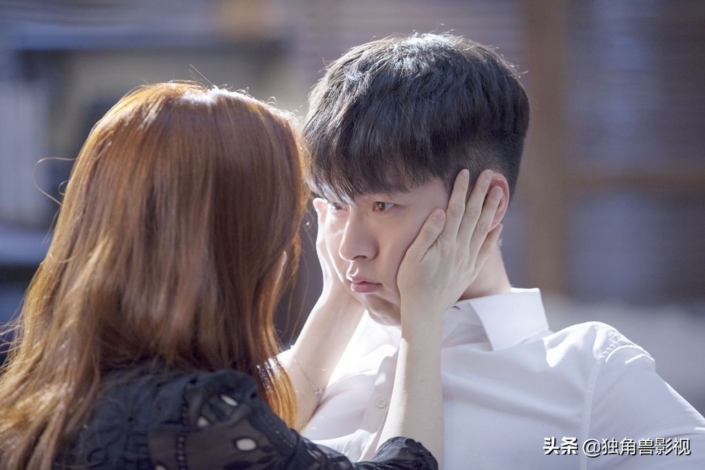 爱的迫降玄彬拍摄花絮,爱的迫降玄彬举蜡烛