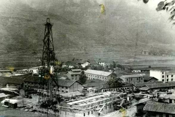 山似剑水如蓝，曾经年少在建南—建南纪事（上）