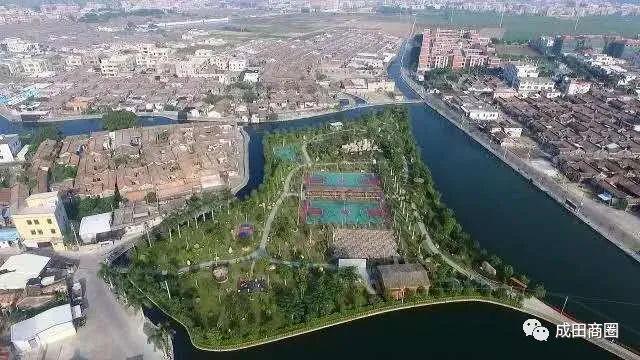 成田文化体育公园,成田镇体育馆