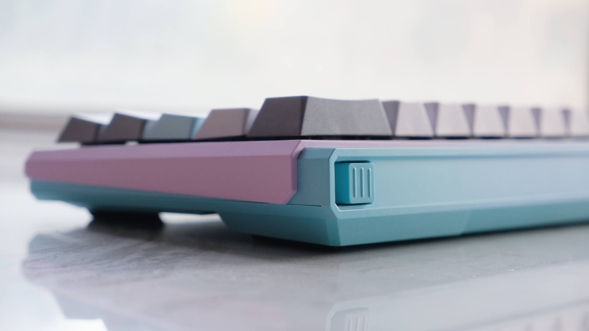 杜伽k310樱桃黑轴键盘测评,杜伽k310w无线银轴机械键盘