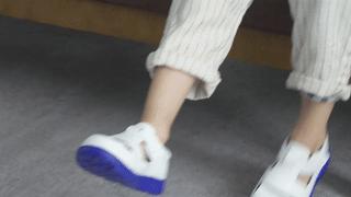 这四种鞋正在威胁孩子的安全,儿童的鞋怎么样才不伤脚