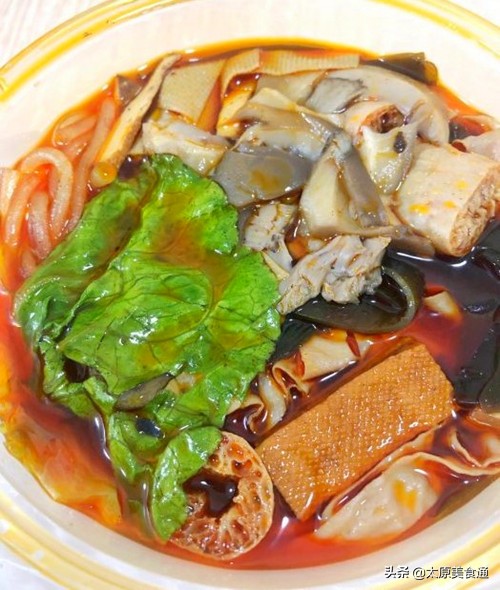 王牌麻辣烫,10元一碗特点麻辣烫