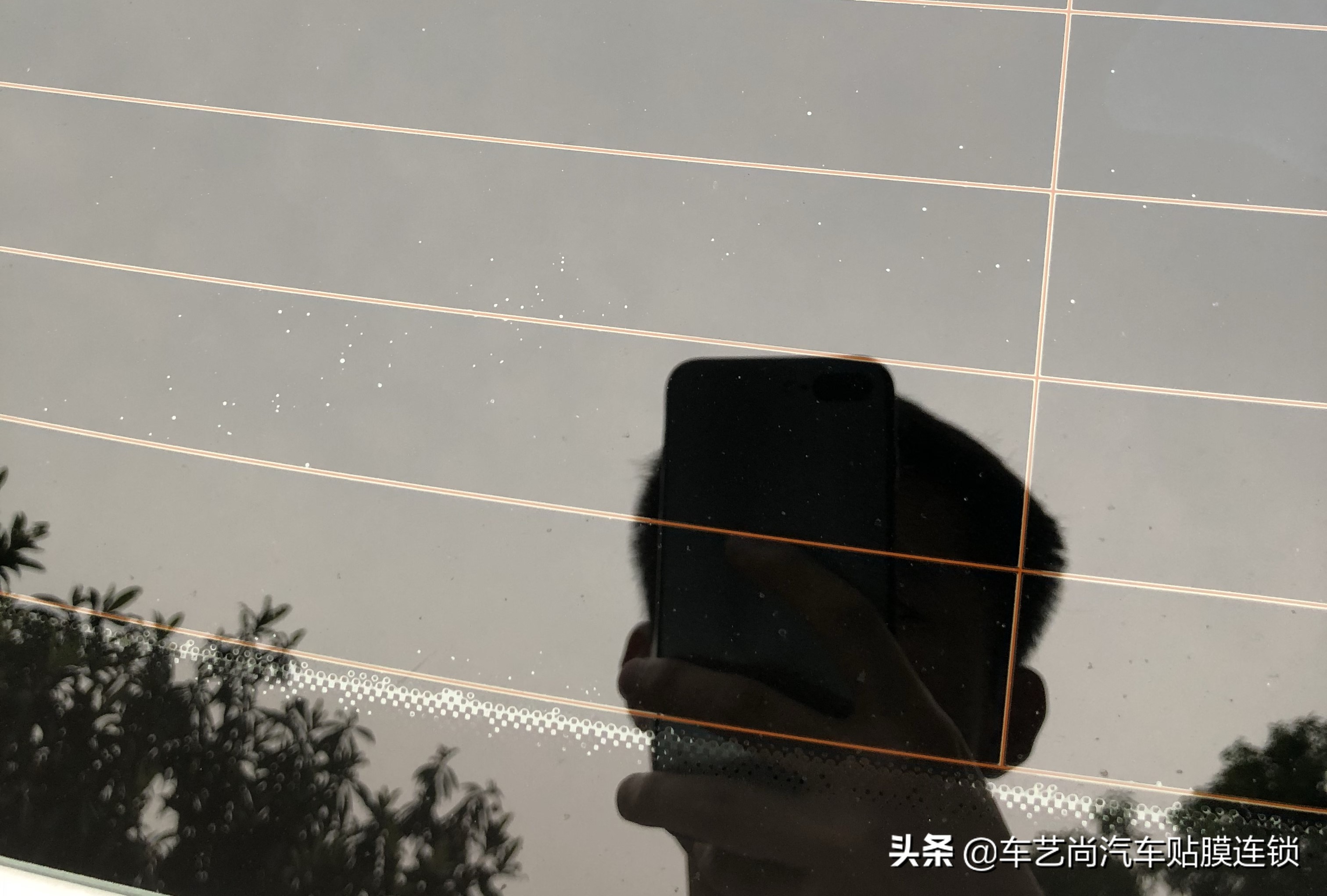 汽车贴膜起泡能通过年审吗,汽车玻璃贴膜起泡了还能修复吗