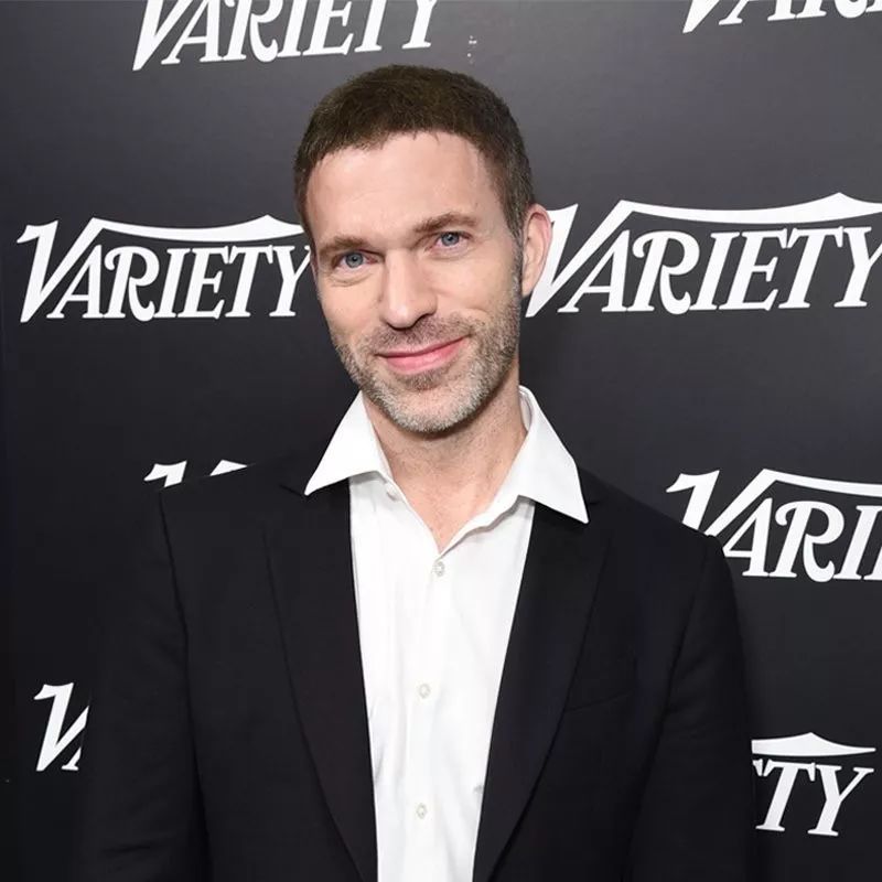 北美王思聪：《大黄蜂》不成功的话，就要回家继承百亿资产了