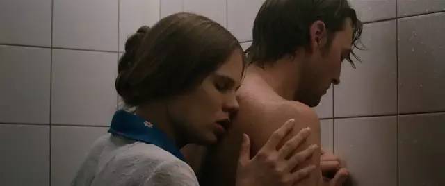 推荐4部票房超过18亿电影,口碑超高票房巨亏的十部电影