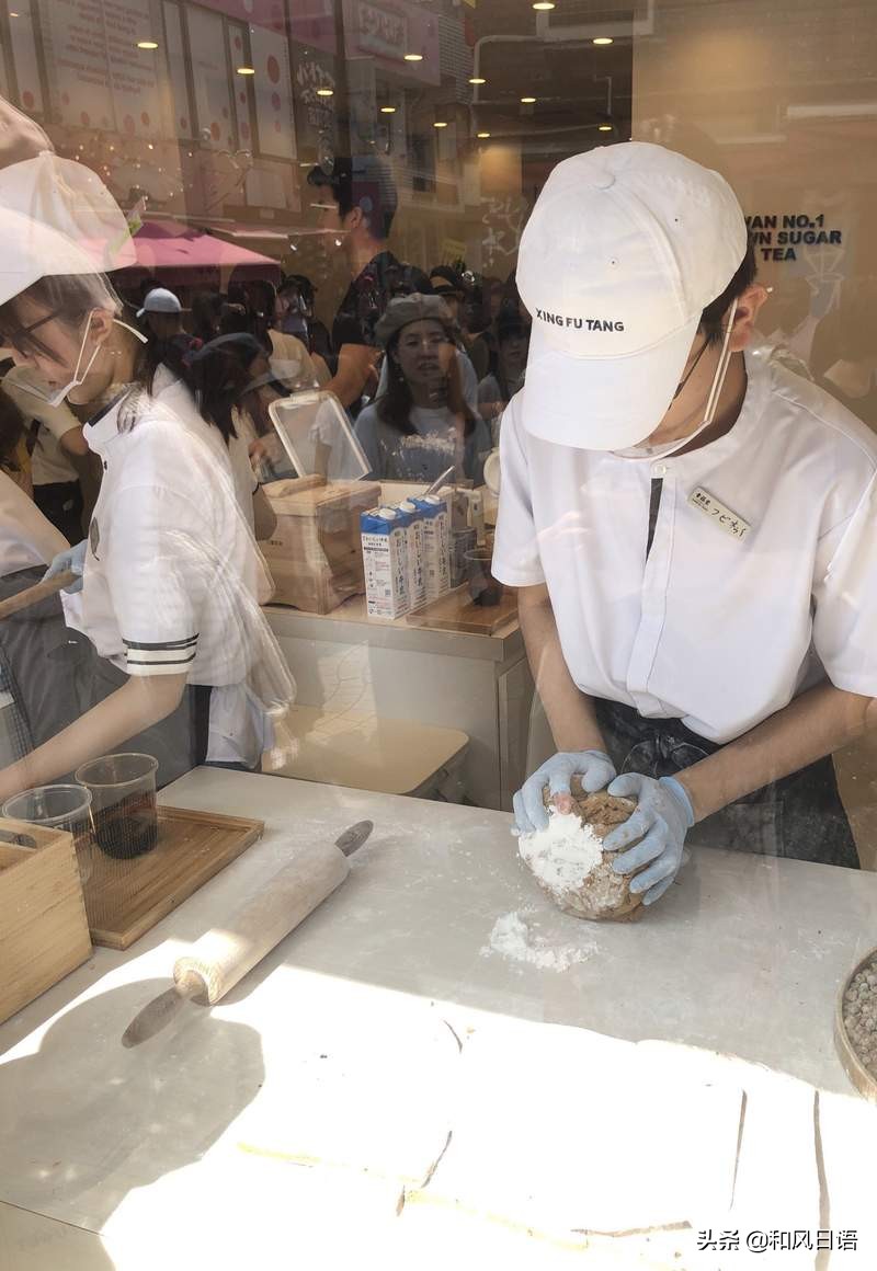 奶茶店珍珠制作全过程,奶茶店超火的爆浆珍珠在家就能做